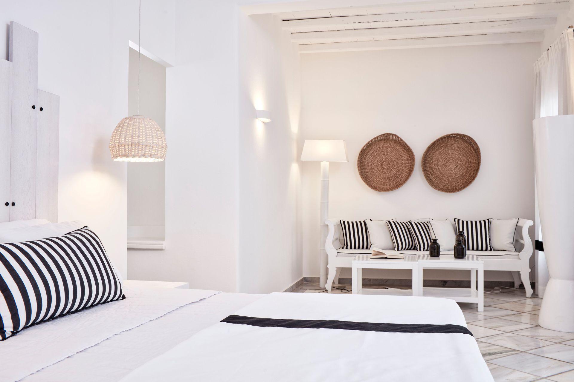 มิสเตอร์ แอนด์ มิสซิส ไวท์ ปารอส - สมอลล์ ลักชัวรี โฮเต็ล ออฟ เดอะ เวิลด์ Hotel ปาริเกีย ภายนอก รูปภาพ